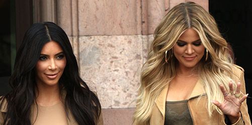 Քիմ Քարտաշեան եւ իր քոյրը Երեւանի մէջ