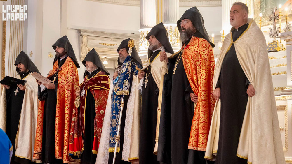 Դրուագ մը օծման արարողութենէն