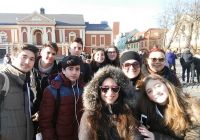 Այցելութեան օրերէն յիշատակ մը (Լուսանկարը՝ դպրոցէն)