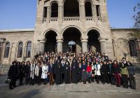 Վեհափառը եւ կրթական մշակները