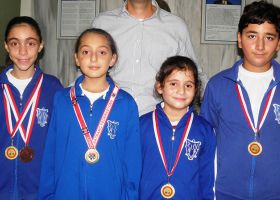 Դափնեկիր ֆէրիգիւղցիները (Լուսանկարը՝ դպրոցէն)