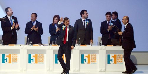 Տավուտօղլու համագումարի ընթացքին