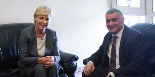 Մոտտ Տը Պույէ Պուքիքօ եւ Աշոտ Յովակիմեան