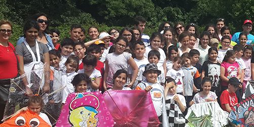 Խմբանկար մը՝ թոփգաբուցիներու դաշտապտոյտէն (Լուսանկարը՝ դպրոցէն)